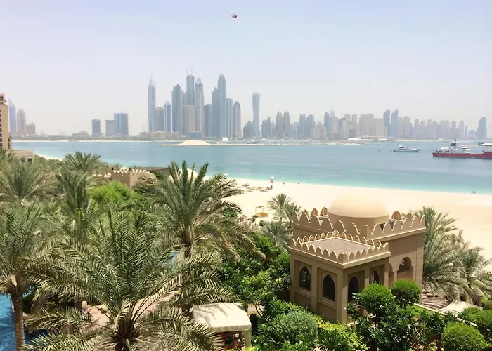 Fairmont North 2Br Full Sea View