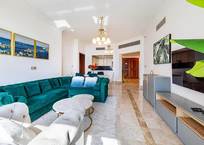 Fairmont North 2Br Full Sea View
