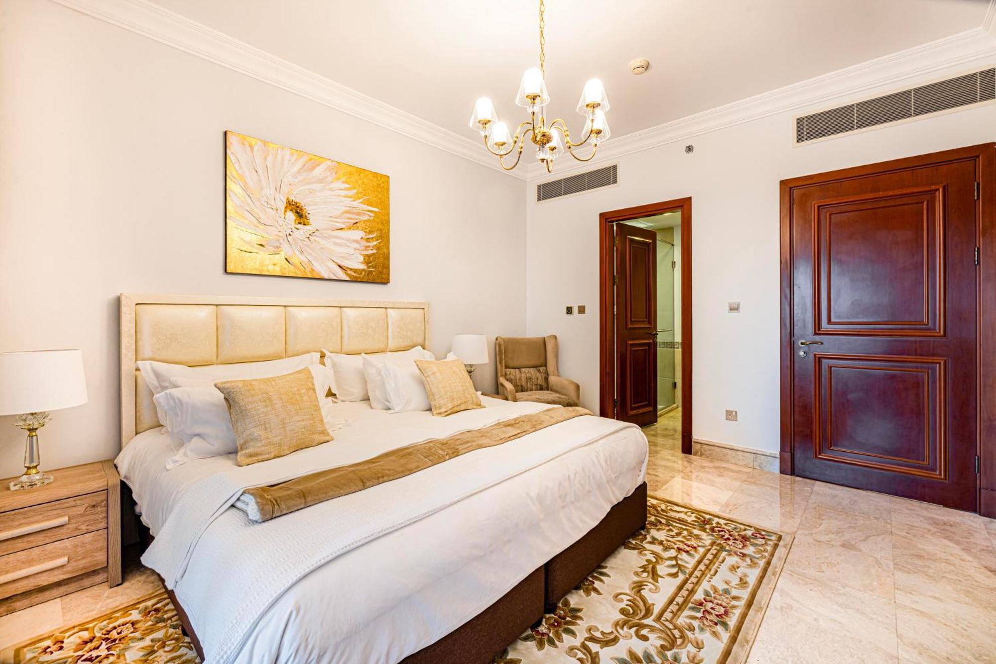 Apartment Fairmont North 2br Full Sea View Dubai