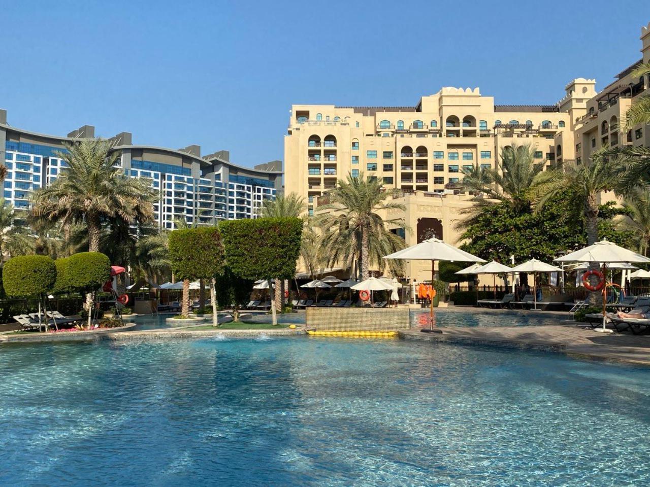 Fairmont North 2br Full Sea View * Dubai